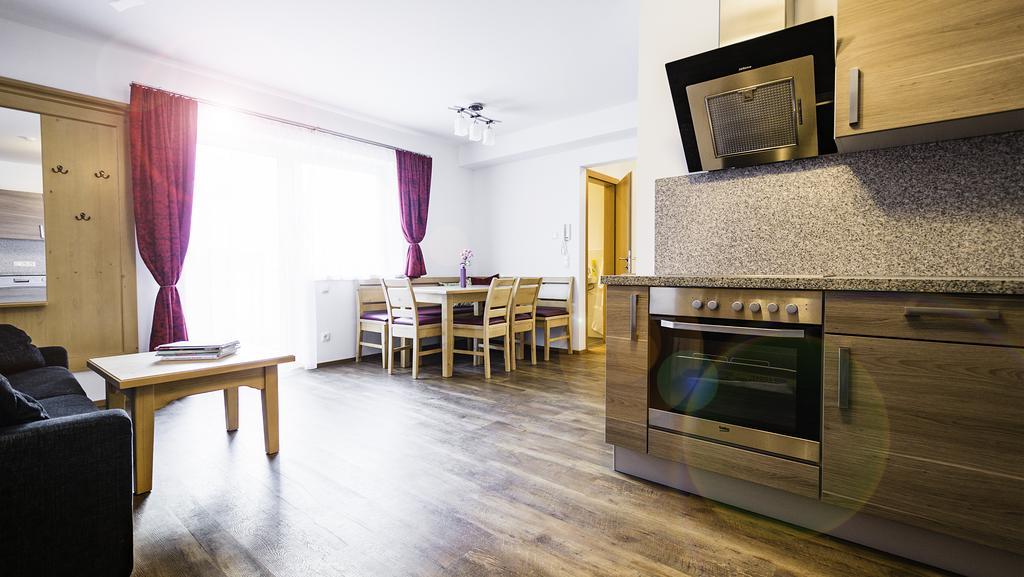 Cityhouse Apartments Шладминг Номер фото